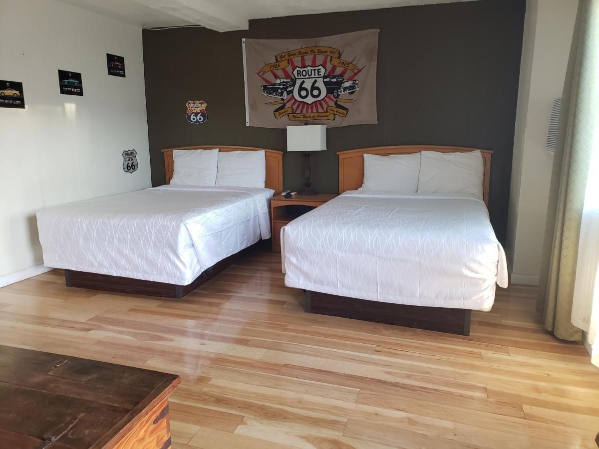 Deluxe Inn Seligman Exteriör bild