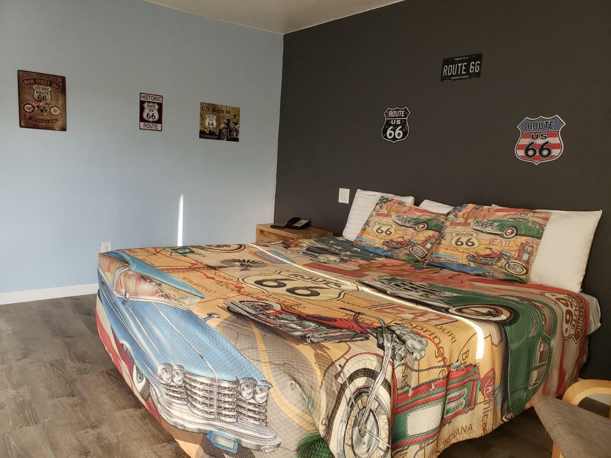 Deluxe Inn Seligman Exteriör bild